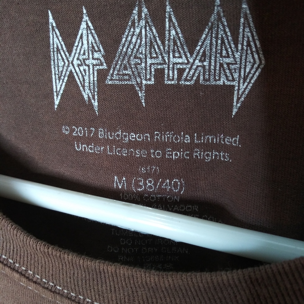 Def Leppard Short Sleeve T-Shirt - Picture 3 of 4